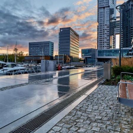 Sea Towers Apartament 27- Min 2 Noce Gdynia Exterior photo